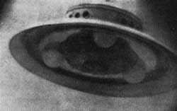 att-47ade6df342919UFO.jpg
